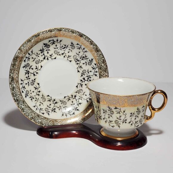 Aaco Teacup and Saucer Opalescent Gold Flowers Vintage - Picture 1 of 9